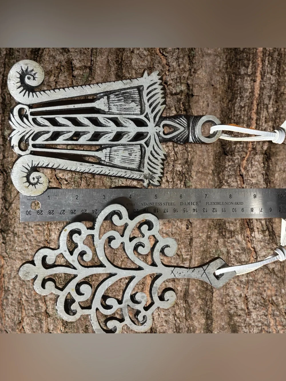VTG Cast Aluminum Trivets Set of 2 Bellows Broom & Family Tree Farmhouse